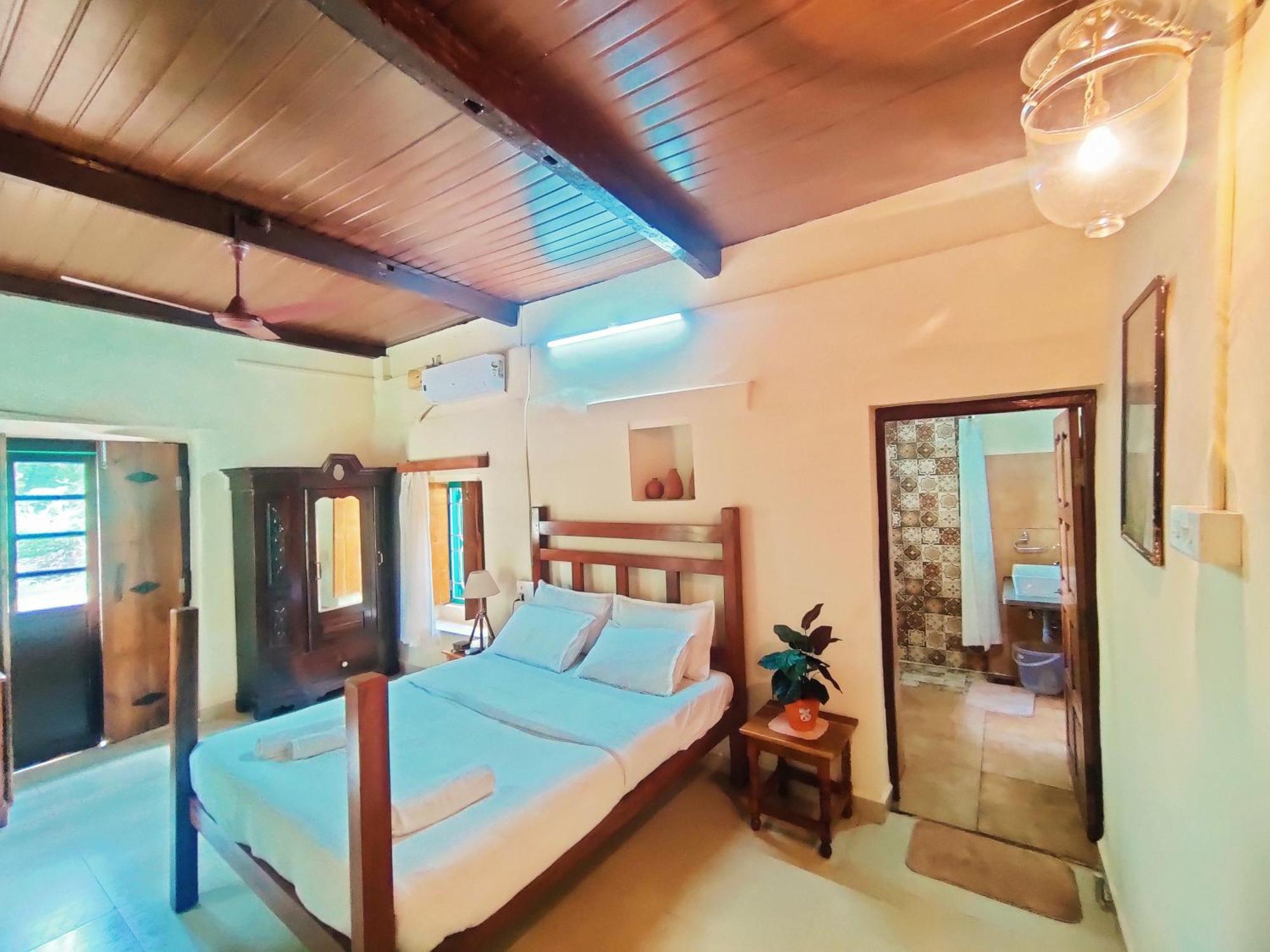 The Bungalow Bogmalo An 1880 Indo Portuguese Heritage Beach Villa South Goa Buitenkant foto
