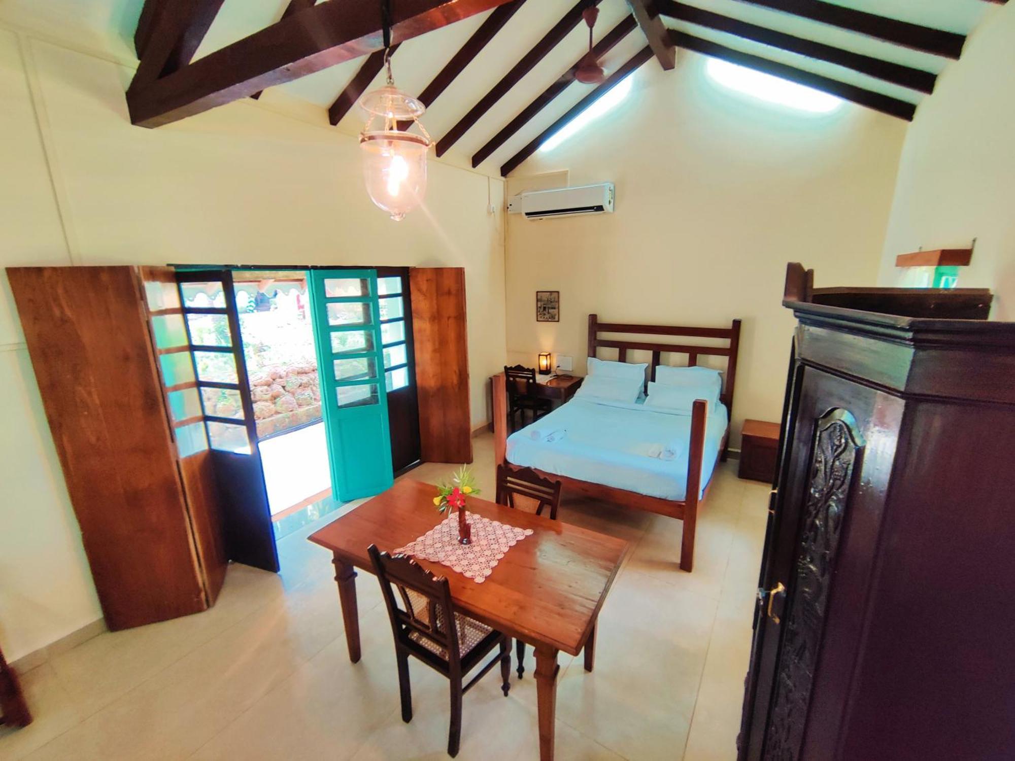 The Bungalow Bogmalo An 1880 Indo Portuguese Heritage Beach Villa South Goa Buitenkant foto